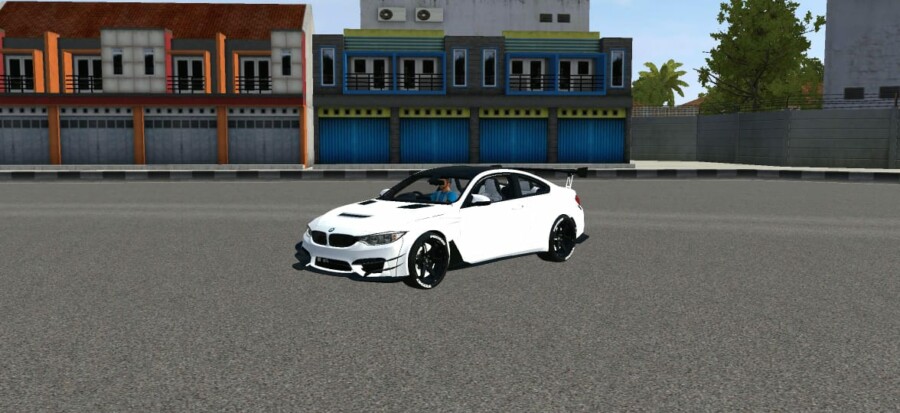 BMW M4 Varis cvt MAH Channel