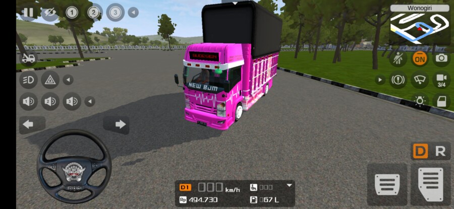 Isuzu Avantex BJM Pink