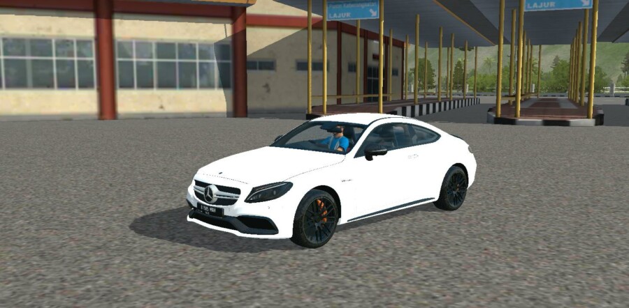 Mobil Mercedes-Benz AMG C63 Coupe 2016